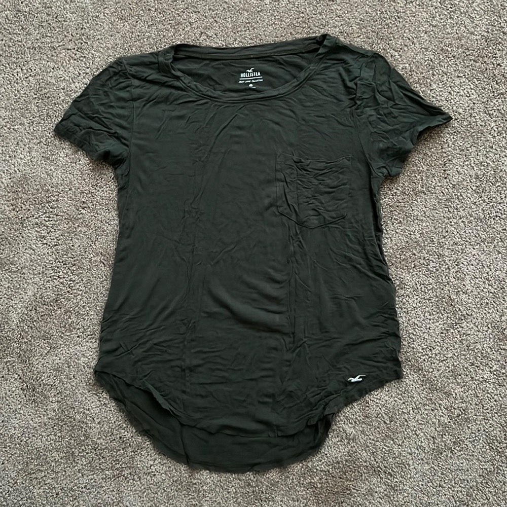 Hollister t shirt
